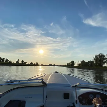 Marina Strandbad Aan Het Water Mit Zaun Haus Nr 134 Holiday home Olburgen
