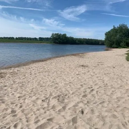 Marina Strandbad Aan Het Water Mit Zaun Haus Nr 134 Olburgen