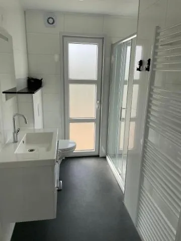 Marina Strandbad Aan Het Water Mit Zaun Haus Nr 134