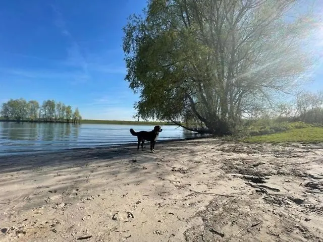 Marina Strandbad Aan Het Water Mit Zaun Haus Nr 134 Сasa de vacaciones