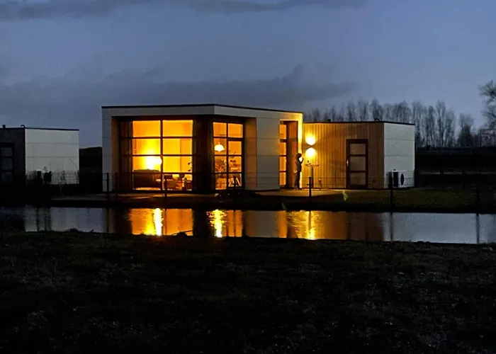 Сasa de vacaciones Marina Strandbad Aan Het Water Mit Zaun Haus Nr 134 Olburgen