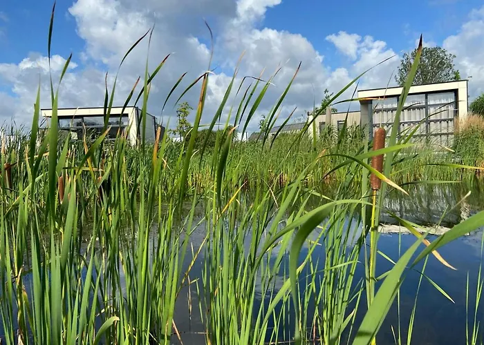 Marina Strandbad Aan Het Water Mit Zaun Haus Nr 134 *
